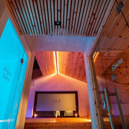 Casa Vacanze Anais Nus Ngoại thất bức ảnh