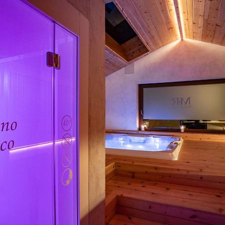 Casa Vacanze Anais Nus Ngoại thất bức ảnh